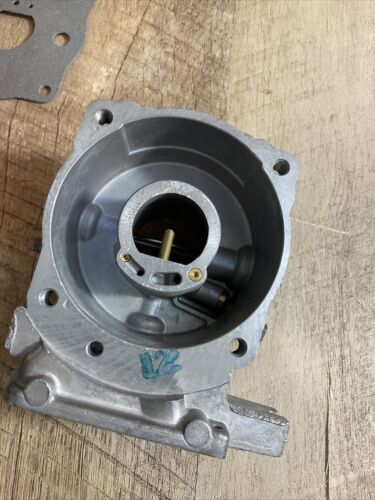 NOS OEM Briggs & Stratton Part No 397270 Carburetor Lower Body Carb New (6922795057335)